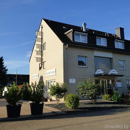 Hotel Alt Buettgen Карст Екстериор снимка