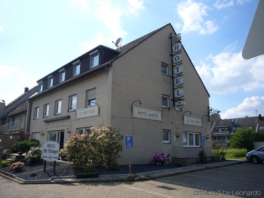 Hotel Alt Buettgen Карст Екстериор снимка