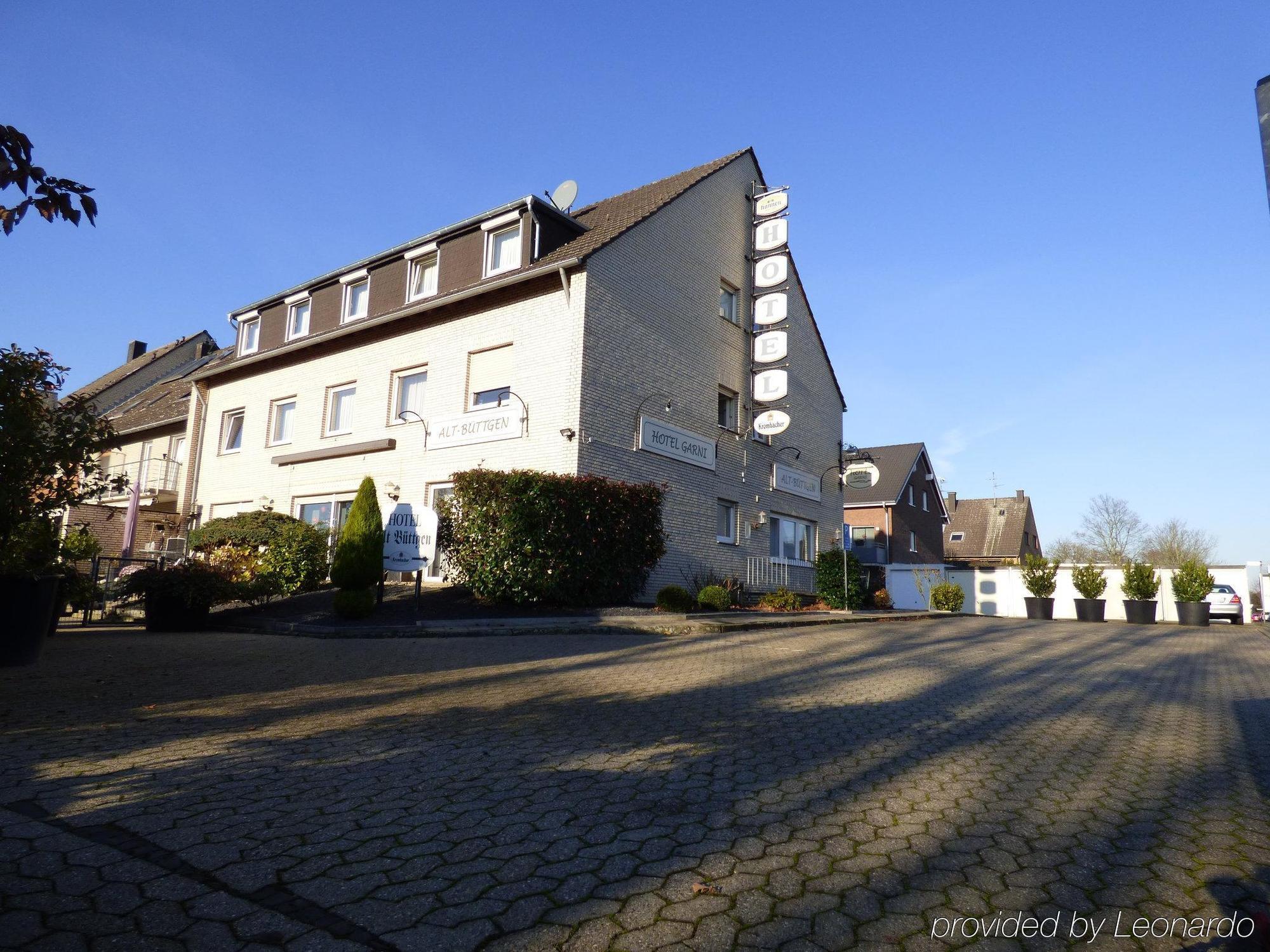 Hotel Alt Buettgen Карст Екстериор снимка