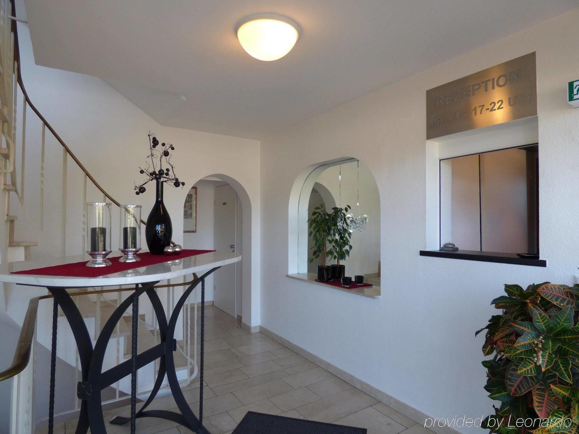 Hotel Alt Buettgen Карст Екстериор снимка
